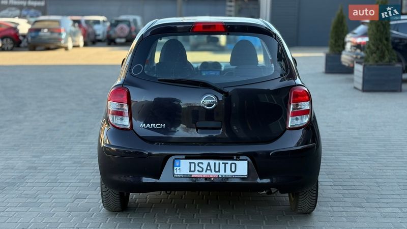 Хэтчбек Nissan Micra 2013 в Киеве