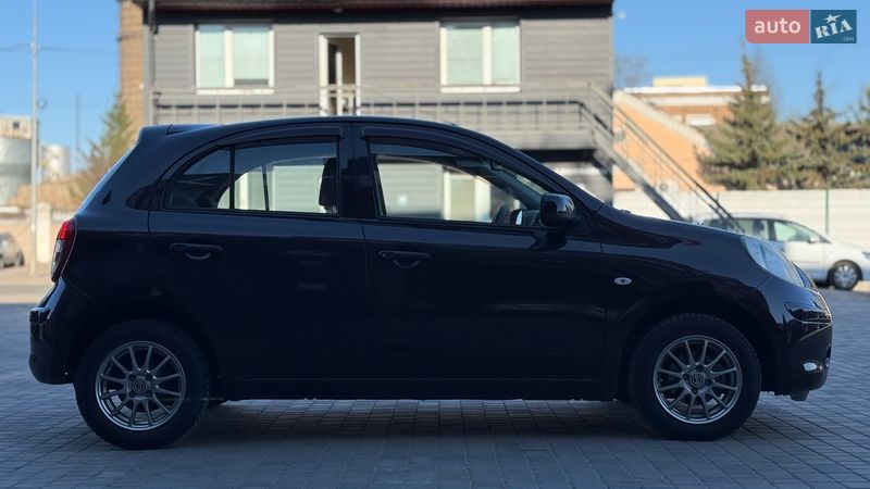 Хэтчбек Nissan Micra 2013 в Киеве