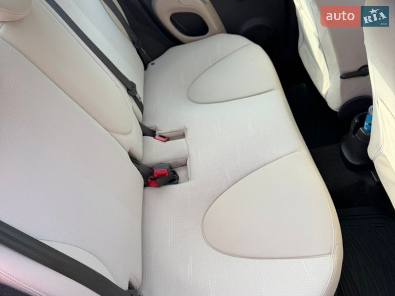 Хетчбек Nissan Micra 2007 в Долині