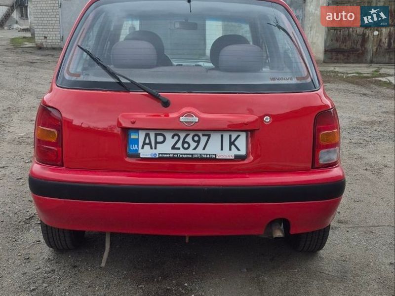 Хэтчбек Nissan Micra 1998 в Днепре