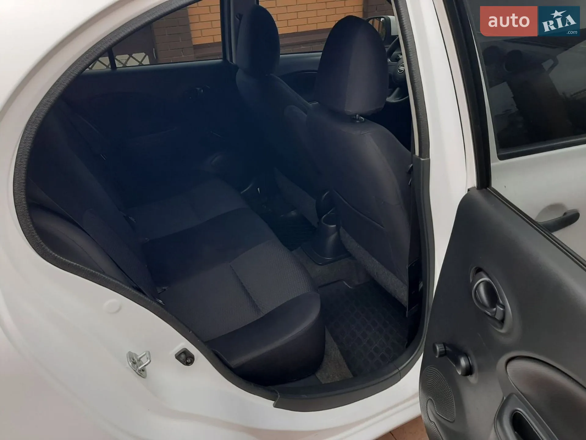2013 Nissan Micra - мініатюра 13
