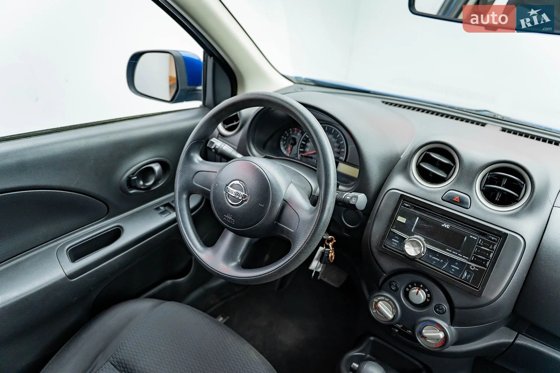 2013 Nissan Micra - мініатюра 11