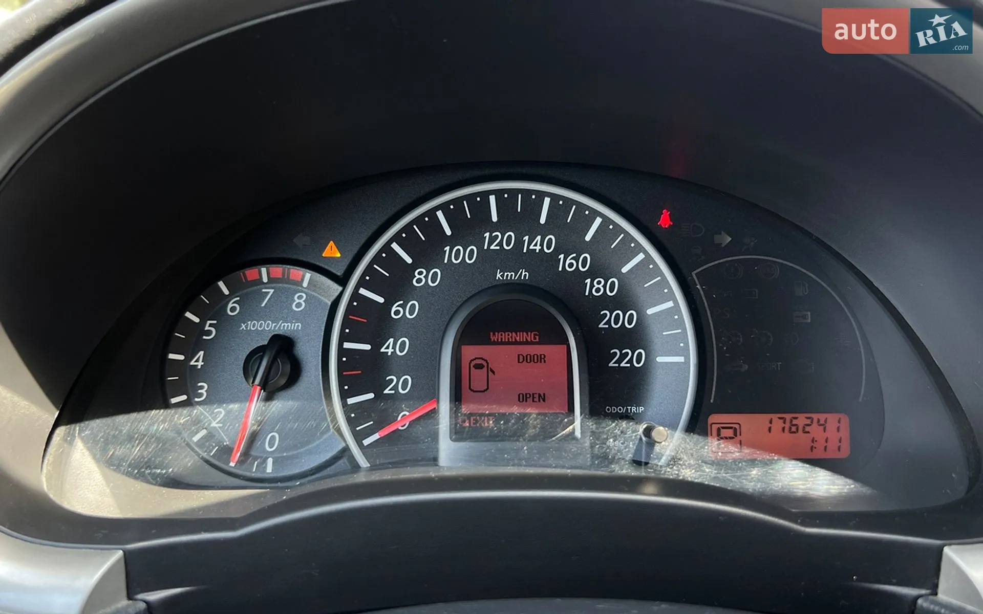 2011 Nissan Micra - мініатюра 16