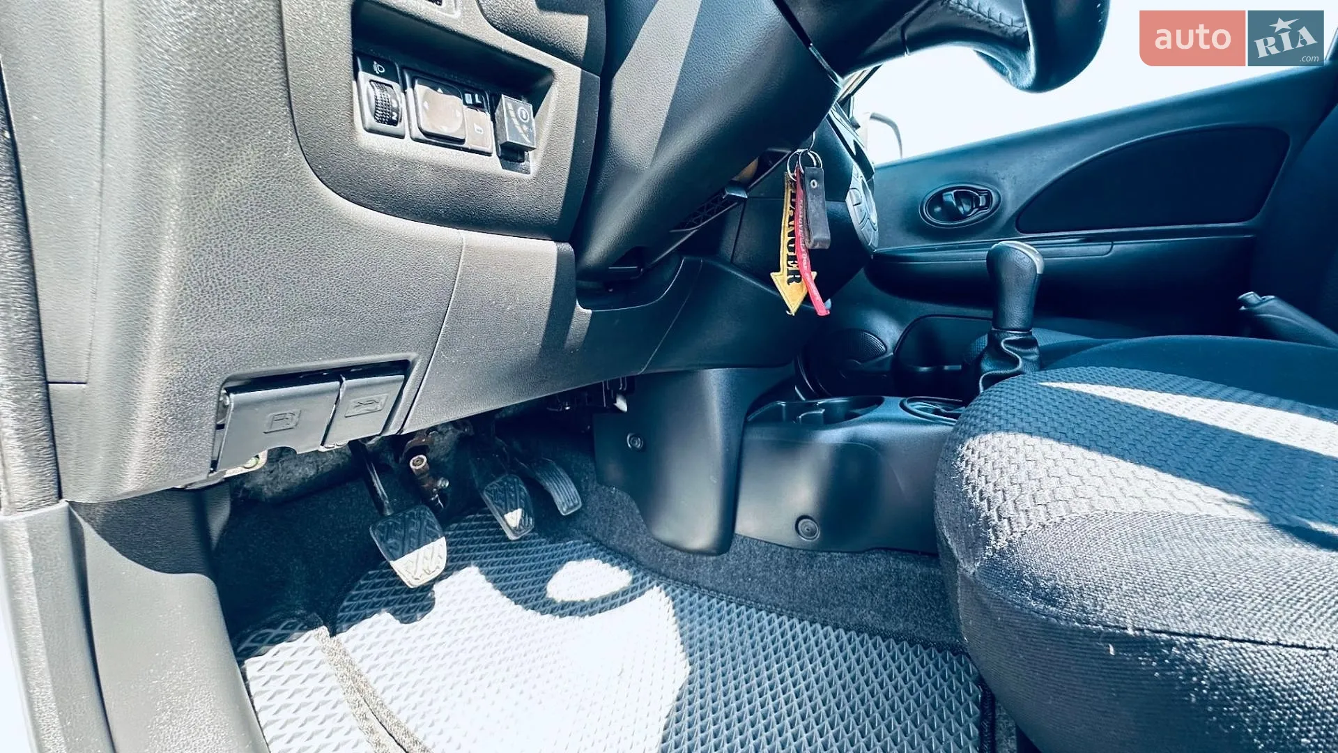 2010 Nissan Micra - мініатюра 20