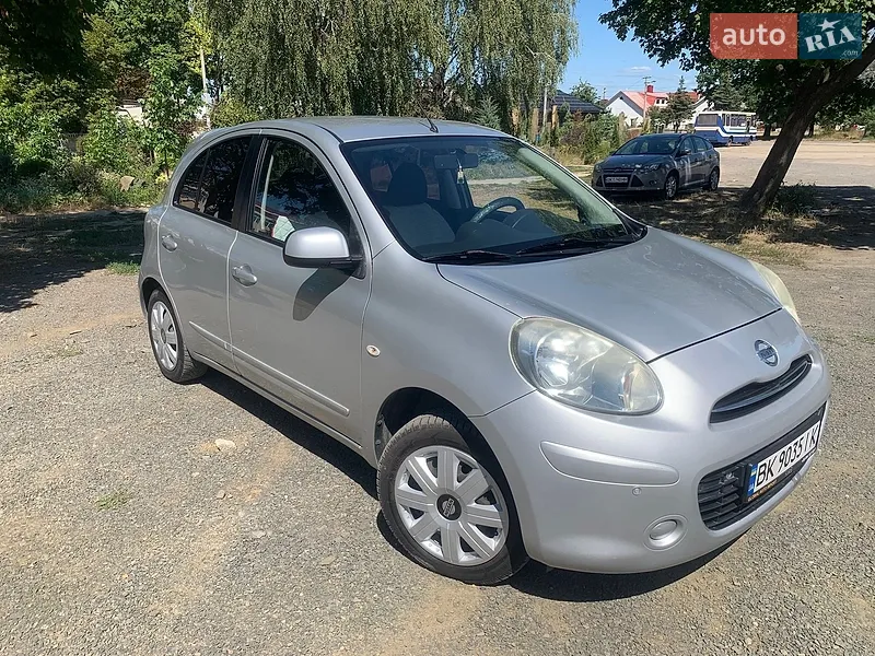 Nissan Micra 2011
