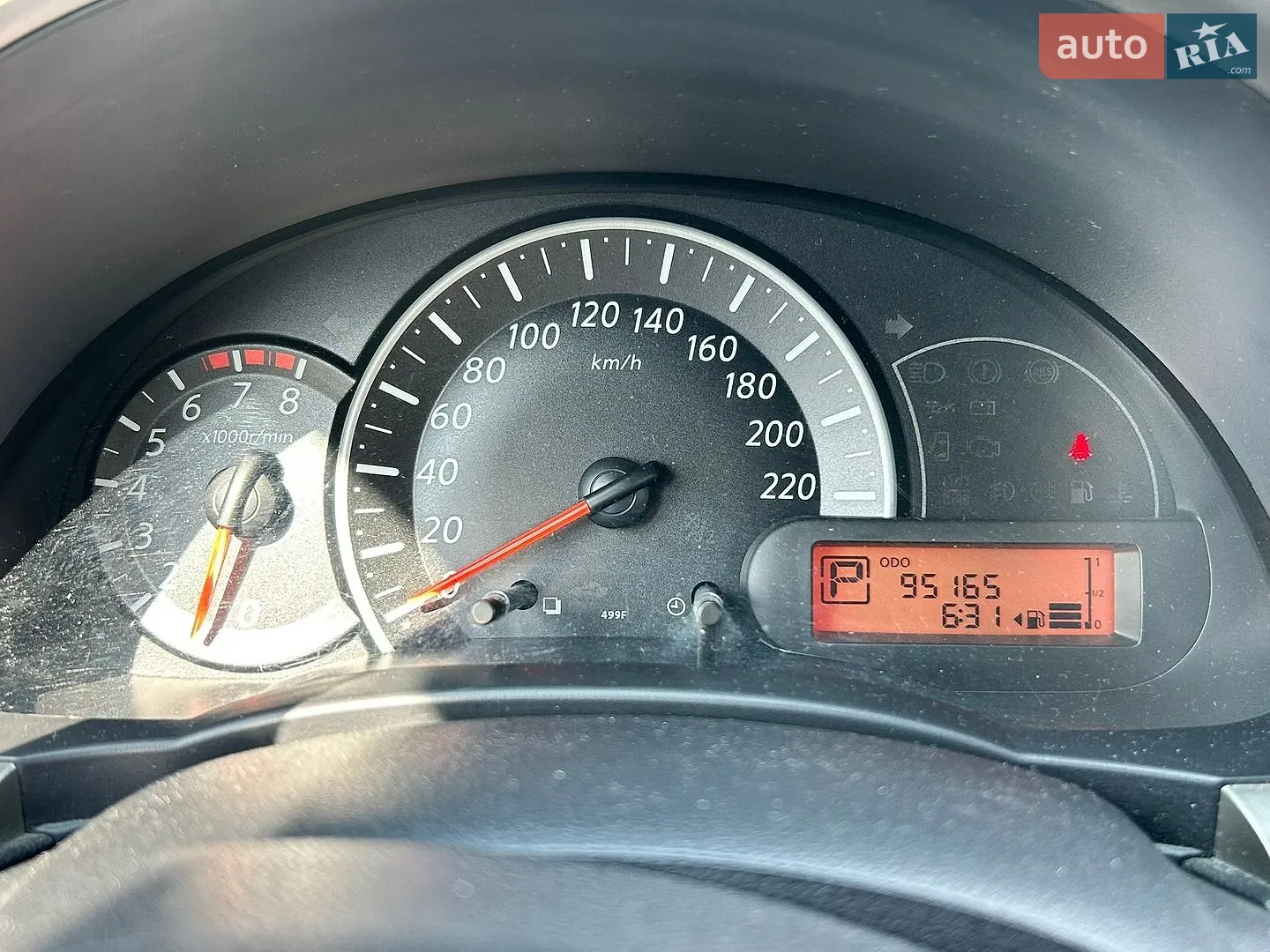 2013 Nissan Micra - мініатюра 11