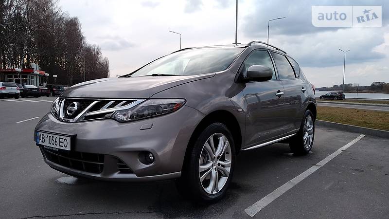 Позашляховик / Кросовер Nissan Murano 2010 в 
