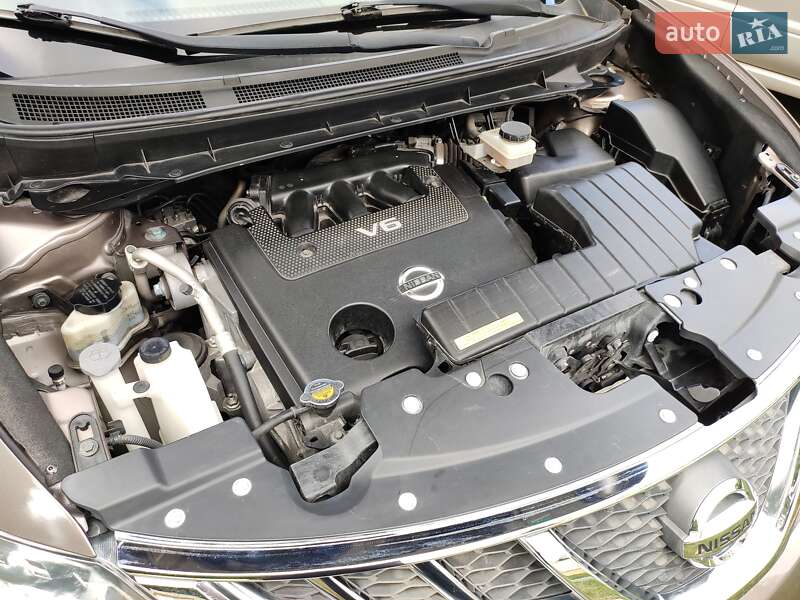 Позашляховик / Кросовер Nissan Murano 2013 в Одесі