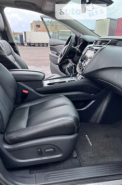 Позашляховик / Кросовер Nissan Murano 2021 в 