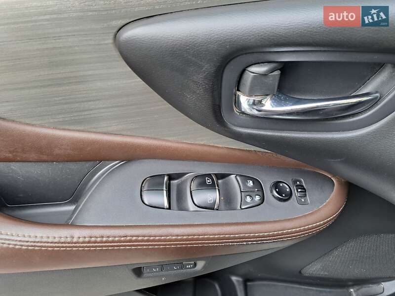Внедорожник / Кроссовер Nissan Murano 2016 в Кропивницком