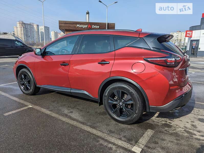 Позашляховик / Кросовер Nissan Murano 2019 в Києві