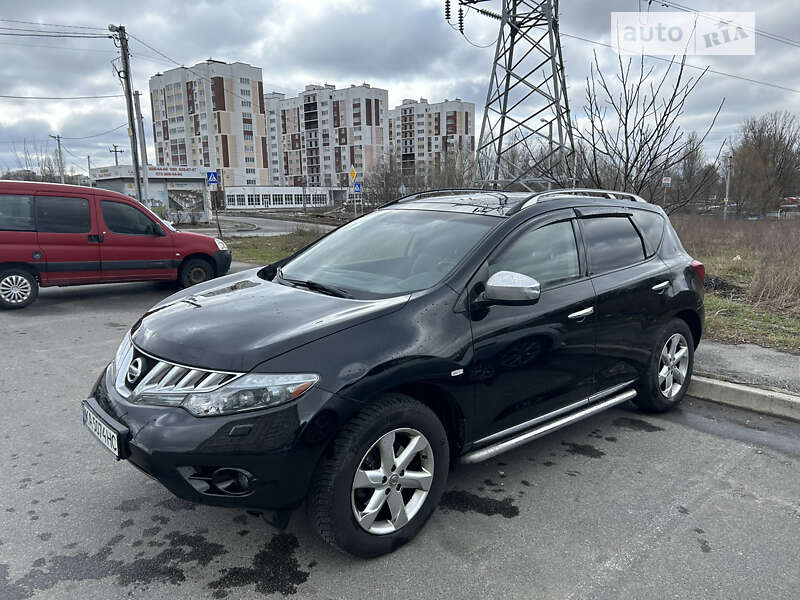 Позашляховик / Кросовер Nissan Murano 2010 в Києві