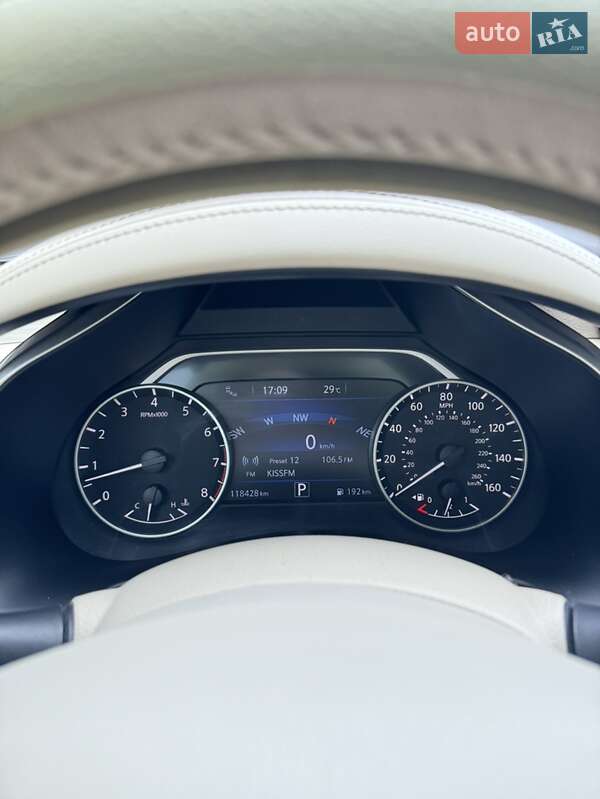 Позашляховик / Кросовер Nissan Murano 2017 в Києві