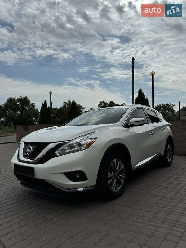 Внедорожник / Кроссовер Nissan Murano 2016 в Новгородке