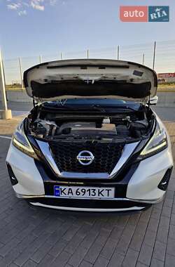 Позашляховик / Кросовер Nissan Murano 2019 в 