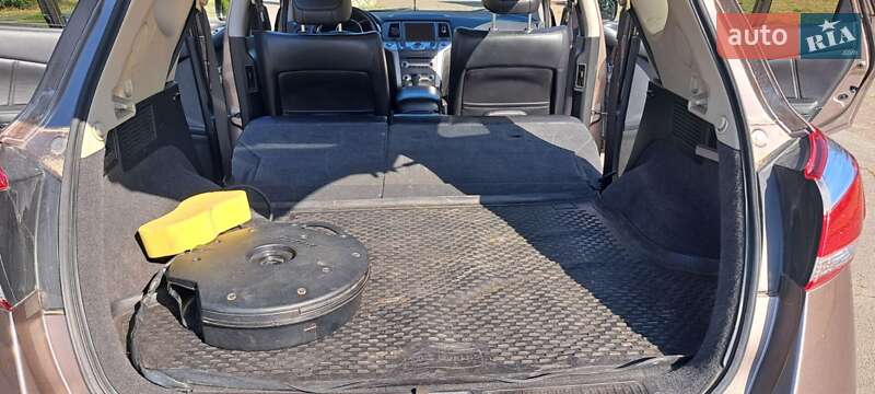 Позашляховик / Кросовер Nissan Murano 2011 в Житомирі