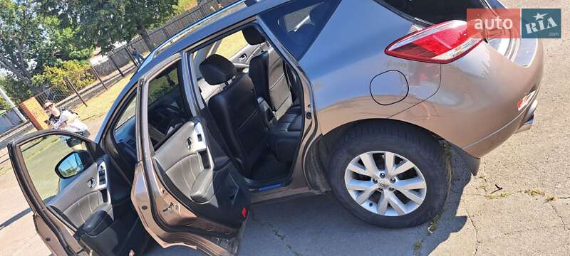 Позашляховик / Кросовер Nissan Murano 2011 в Житомирі