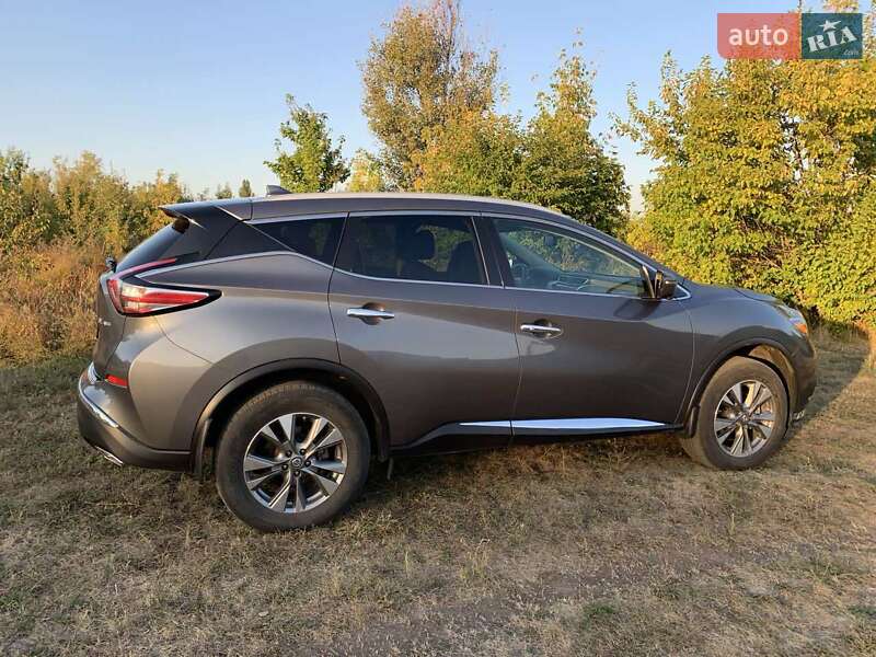 Позашляховик / Кросовер Nissan Murano 2018 в Лубнах