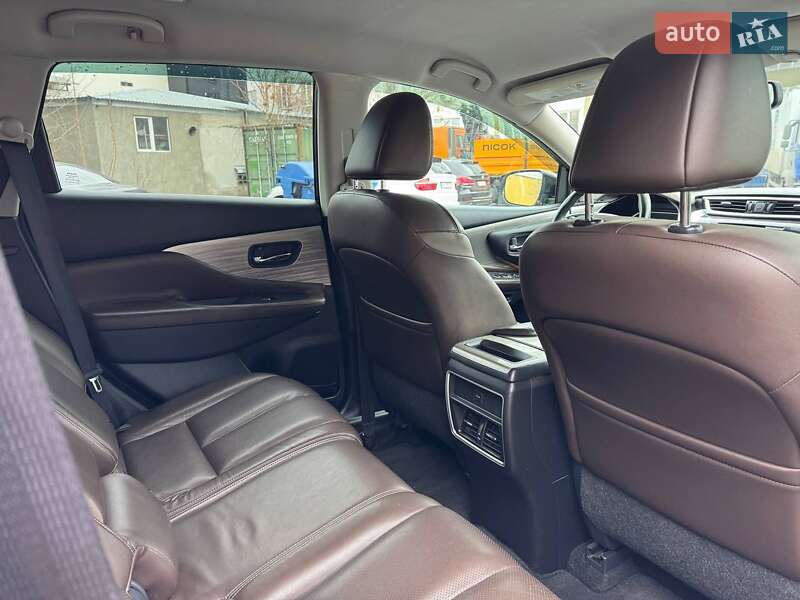 Позашляховик / Кросовер Nissan Murano 2015 в Одесі