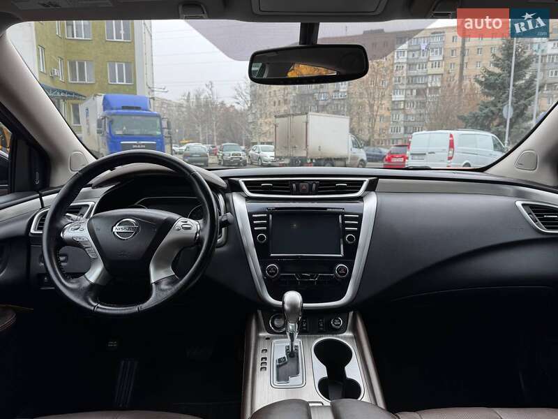 Позашляховик / Кросовер Nissan Murano 2015 в Одесі