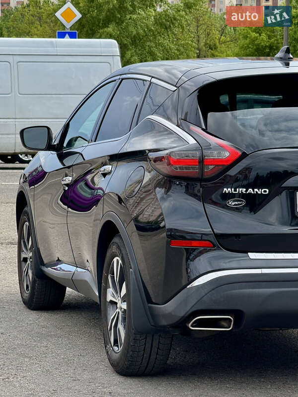 Позашляховик / Кросовер Nissan Murano 2019 в Києві