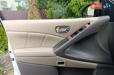 Внедорожник / Кроссовер Nissan Murano 2014 в 
