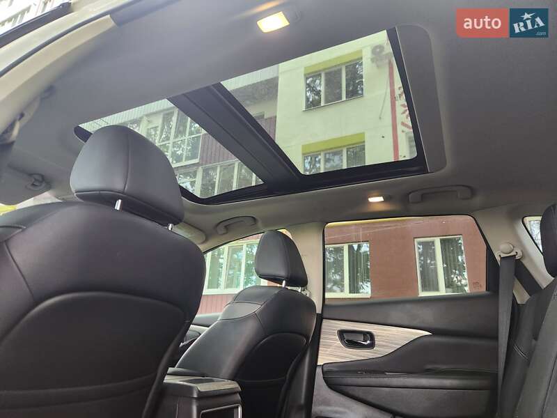 Внедорожник / Кроссовер Nissan Murano 2015 в Полтаве