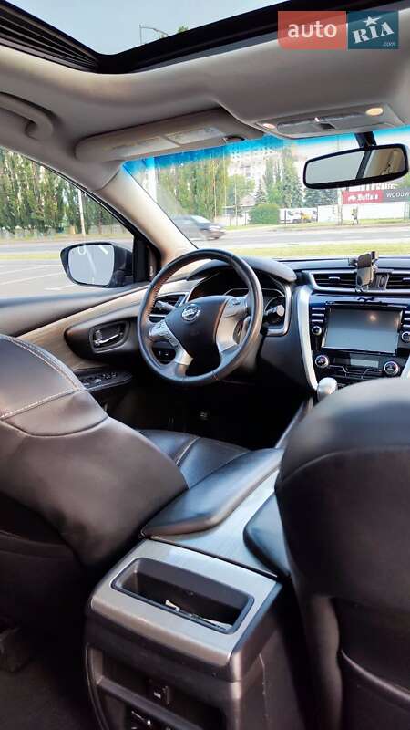 Позашляховик / Кросовер Nissan Murano 2016 в Києві