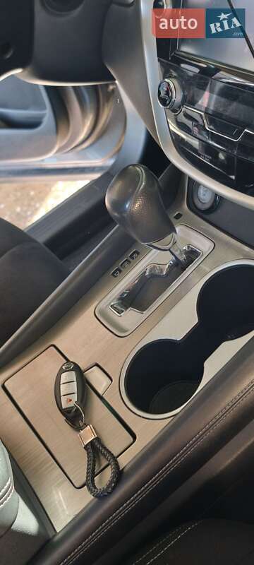 Позашляховик / Кросовер Nissan Murano 2017 в Нових Санжарах