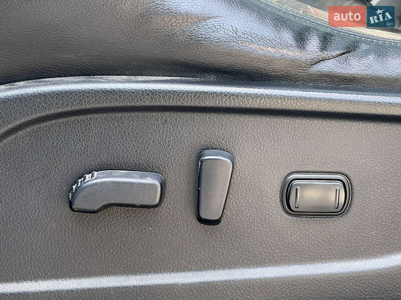 Позашляховик / Кросовер Nissan Murano 2011 в Дніпрі