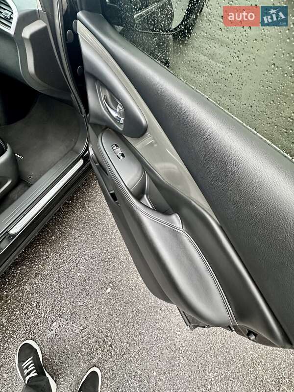 Позашляховик / Кросовер Nissan Murano 2015 в Прилуках