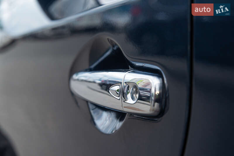 Позашляховик / Кросовер Nissan Murano 2015 в Львові