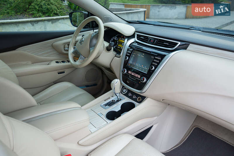 Позашляховик / Кросовер Nissan Murano 2015 в Львові