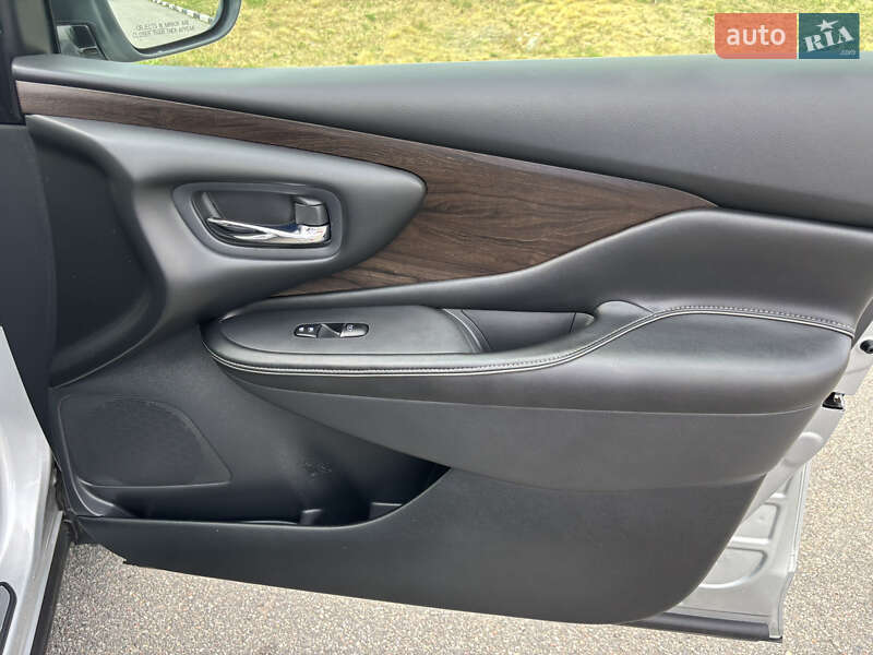 Внедорожник / Кроссовер Nissan Murano 2020 в Киеве