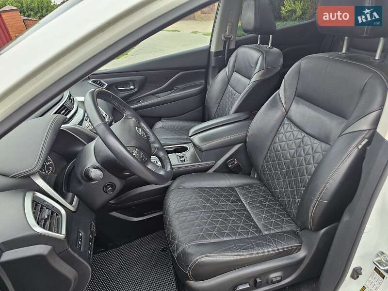Позашляховик / Кросовер Nissan Murano 2021 в Києві