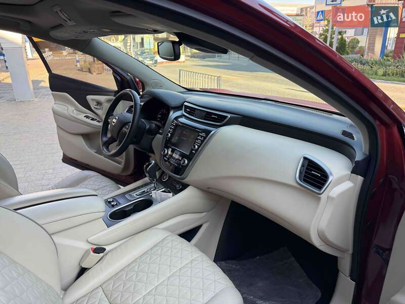 Позашляховик / Кросовер Nissan Murano 2019 в Львові