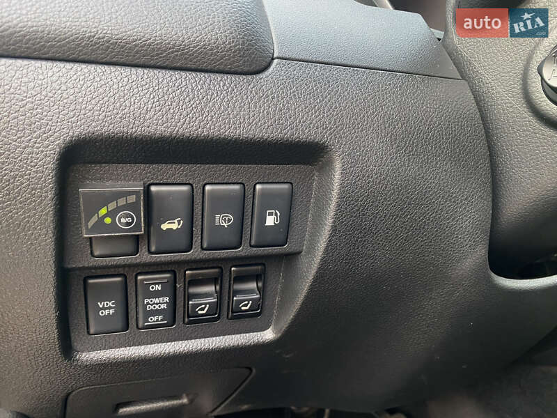 Позашляховик / Кросовер Nissan Murano 2011 в Житомирі