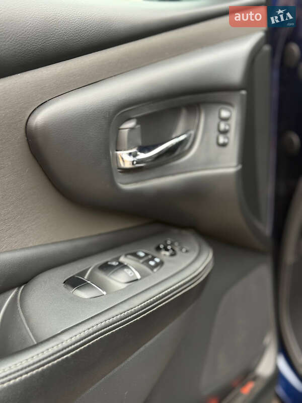 Внедорожник / Кроссовер Nissan Murano 2023 в Полтаве