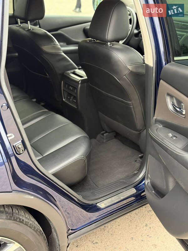 Внедорожник / Кроссовер Nissan Murano 2023 в Полтаве