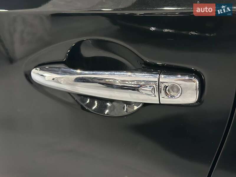 Позашляховик / Кросовер Nissan Murano 2017 в Кам'янському