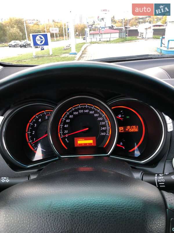 Внедорожник / Кроссовер Nissan Murano 2011 в Хмельницком