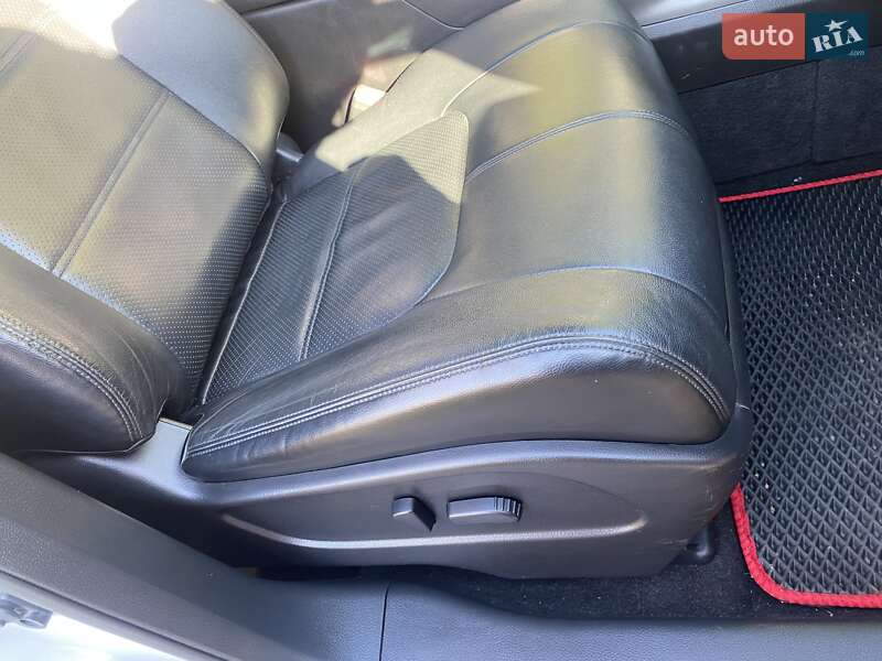 Внедорожник / Кроссовер Nissan Murano 2012 в Киеве