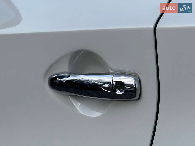 Внедорожник / Кроссовер Nissan Murano 2017 в Стрые фото 24 Внедорожник / Кроссовер Nissan Murano 2017 в Стрые