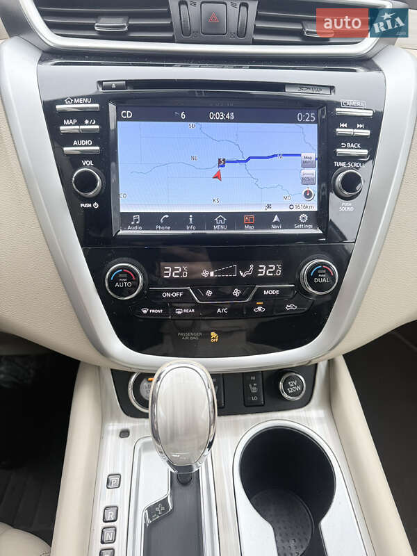 Позашляховик / Кросовер Nissan Murano 2017 в Києві