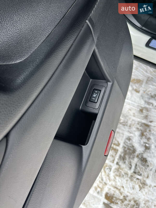 Позашляховик / Кросовер Nissan Murano 2012 в Києві