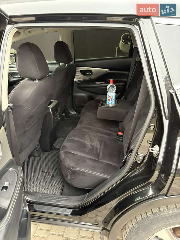 Внедорожник / Кроссовер Nissan Murano 2017 в Краснограде