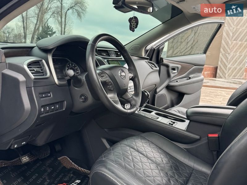Позашляховик / Кросовер Nissan Murano 2019 в Києві