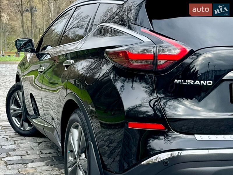 Позашляховик / Кросовер Nissan Murano 2019 в Києві