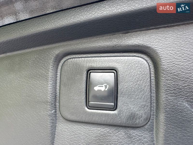 Позашляховик / Кросовер Nissan Murano 2019 в Києві