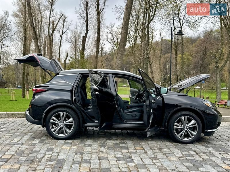 Позашляховик / Кросовер Nissan Murano 2019 в Києві